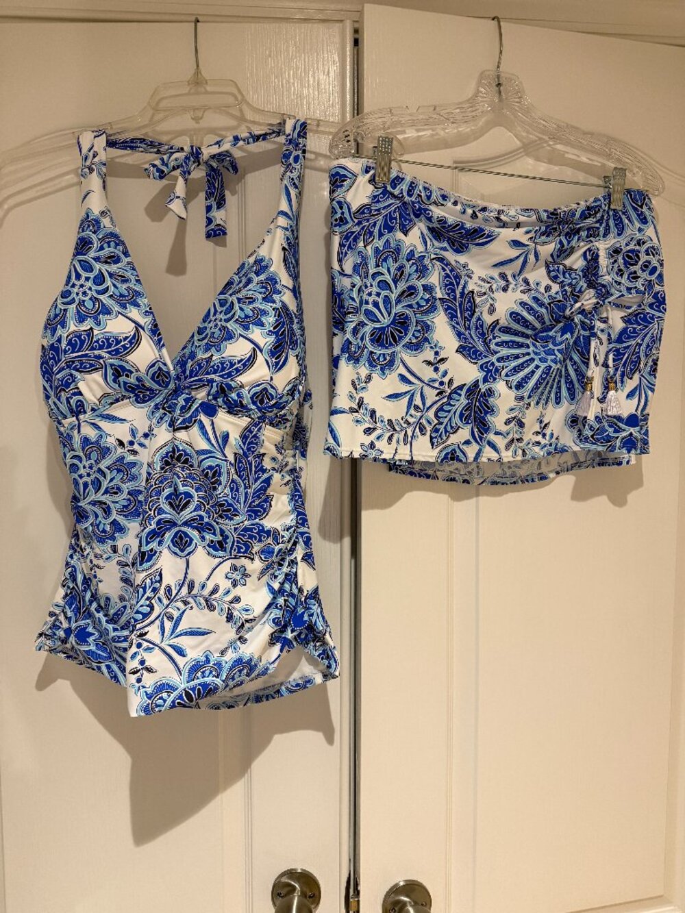 La Blanca Two Piece Bathing Suit (Size 16 Top, Size 14 Bottom)